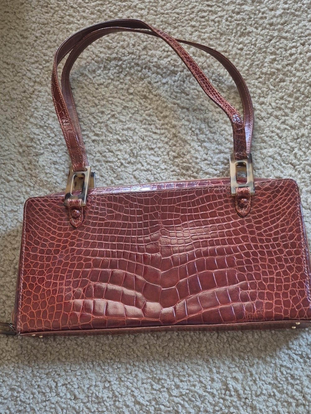 Croc-Embossed Women's Shoulder Bag in Deep Brown